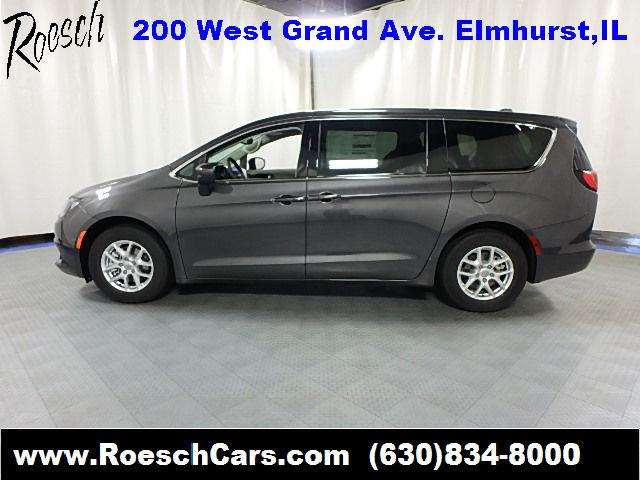 Chrysler Pacifica 2017 photo 3